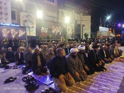 برگزاری نماز استغاثه به امام زمان(عج) در تجمع شبانه زابل