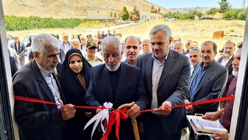افتتاح نیروگاه خورشیدی ۸۵ کیلوواتی سرای سالمندان بروجن