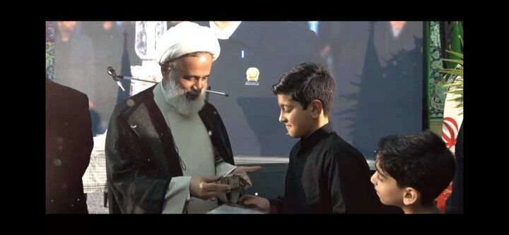 نامهای به یاد پدر شهید؛ اهدای انگشتر به فرزند شهید سید مصطفی میرغفاری