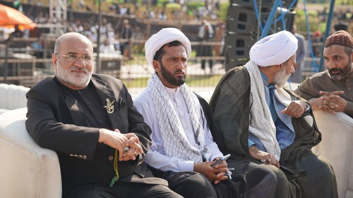 مینار پاکستان پر "شہیدِ امت" کے عنوان سے عظیم الشان عوامی اجتماع کا آغاز+ ویڈیو، تصاویر