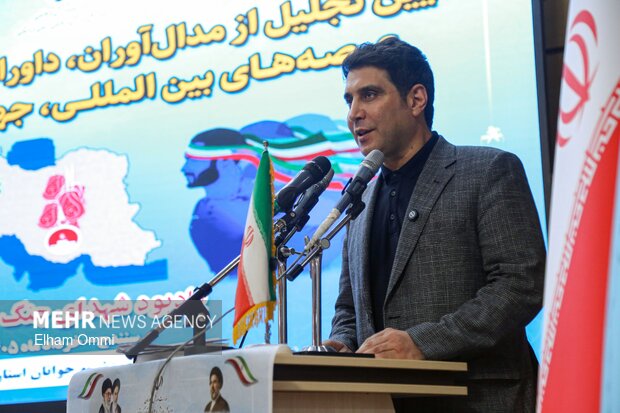 تجلیل از مدال‌آوران، داوران و قهرمانان ورزش کردستان