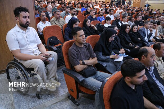 تجلیل از مدال‌آوران، داوران و قهرمانان ورزش کردستان