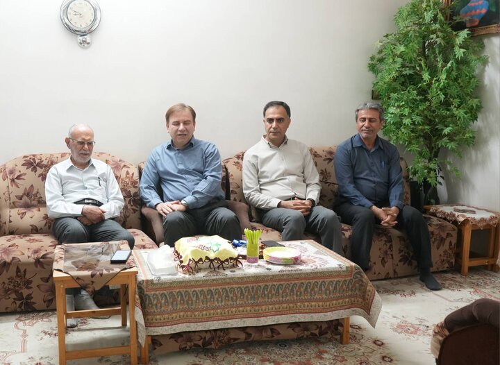 استاندار بوشهر: مطالبات بازنشستگان پیگیری میشود