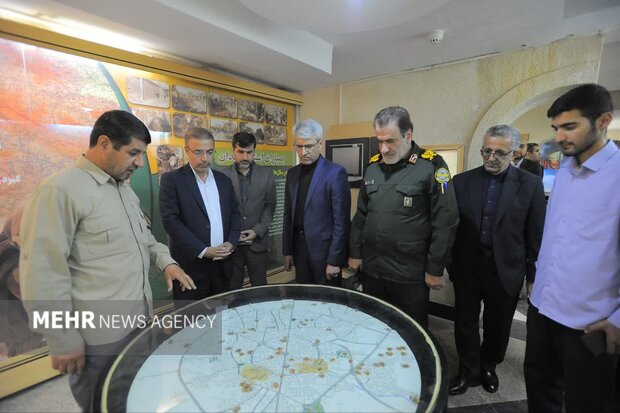 بقایی: پرچم ایران از دست هیچ سردار و سربازی بر زمین نمی‌افتد