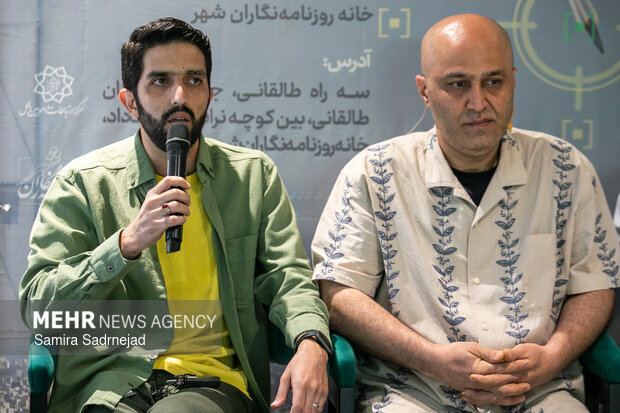 نشست تخصصی «فراتر از مرزها؛ روایتی از دو سوی قاب»