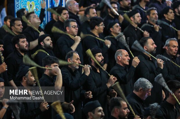 آیین سنتی طشت گذاری مسجد جامع اردبیل