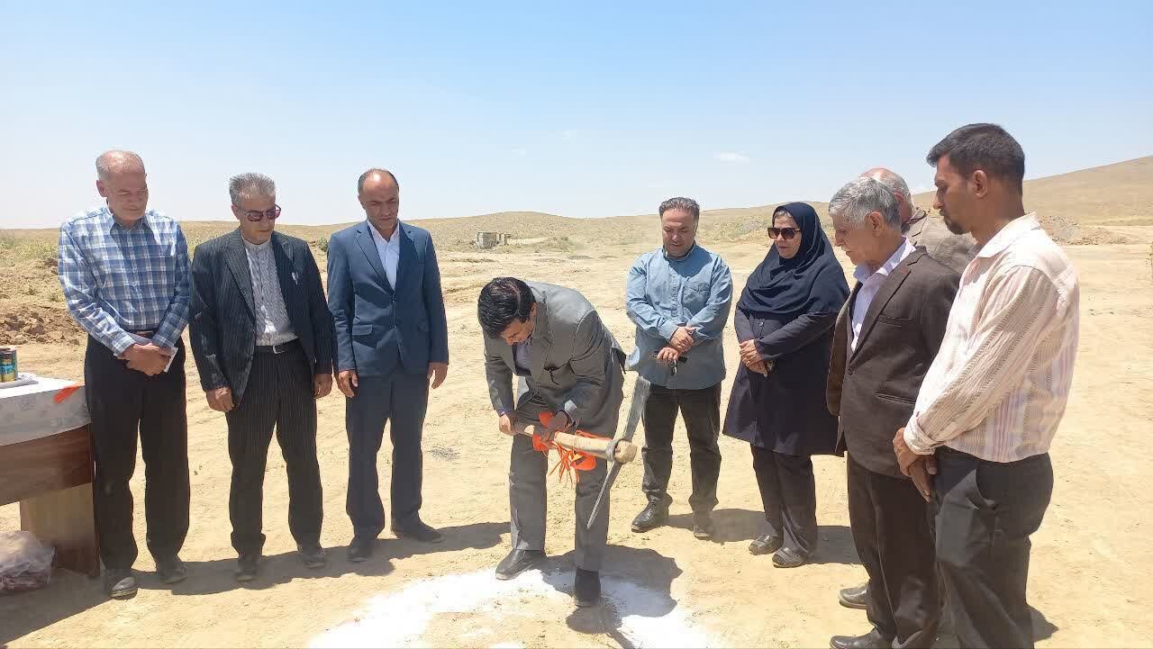 اليگودرز،توسعه،خورشيدي،شهرستان،انرژي،مگاواتي،فرماندار،فاز،اجرايي