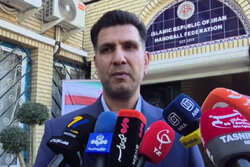 ۱۲ میلیارد هزینه بازسازی فدراسیون هندبال شد/ یک مربی کروات جذب کردیم