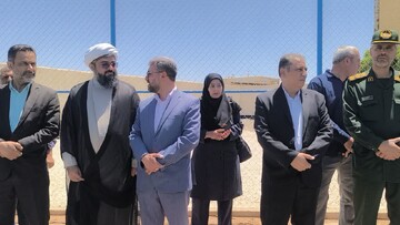 بزرگ‌ترین ورزشگاه چمن مصنوعی غرب اصفهان در گلشهر به بهره‌برداری رسید