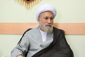 آیت‌الله دژکام: تربیت معلم، ضامن انتقال ارزش‌ها به نسل آینده است