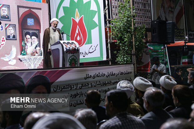 گرامیداشت شهدای جنگ ۱۲ روزه در سنندج