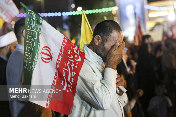 تجمع «لبیک یاخامنه‌ای» قمی ها برای مطالبه تحقّق شروط رهبری در مذاکرات