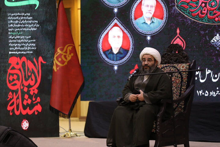 باباخانی: مداحی جریان اعجازگونه‌ای است که دل‌ها را زنده می‌کند