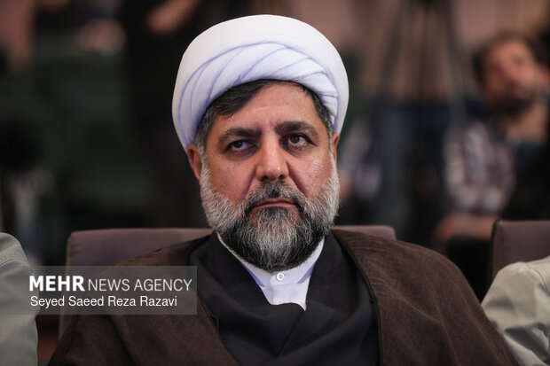 مراسم رونمایی از مجموعه کتاب «آسمان‌دارها»