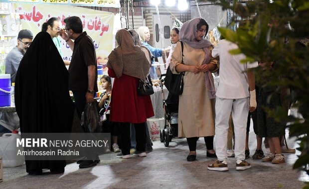 نمایشگاه گل و گیاه در بیرجند