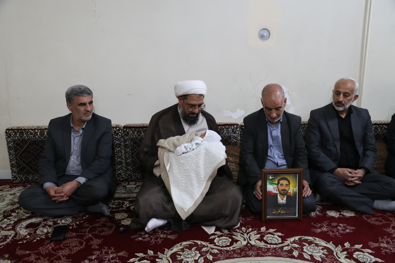 سهمِ پسر از پدر؛ یک قاب عکس و یک عمر دلتنگی