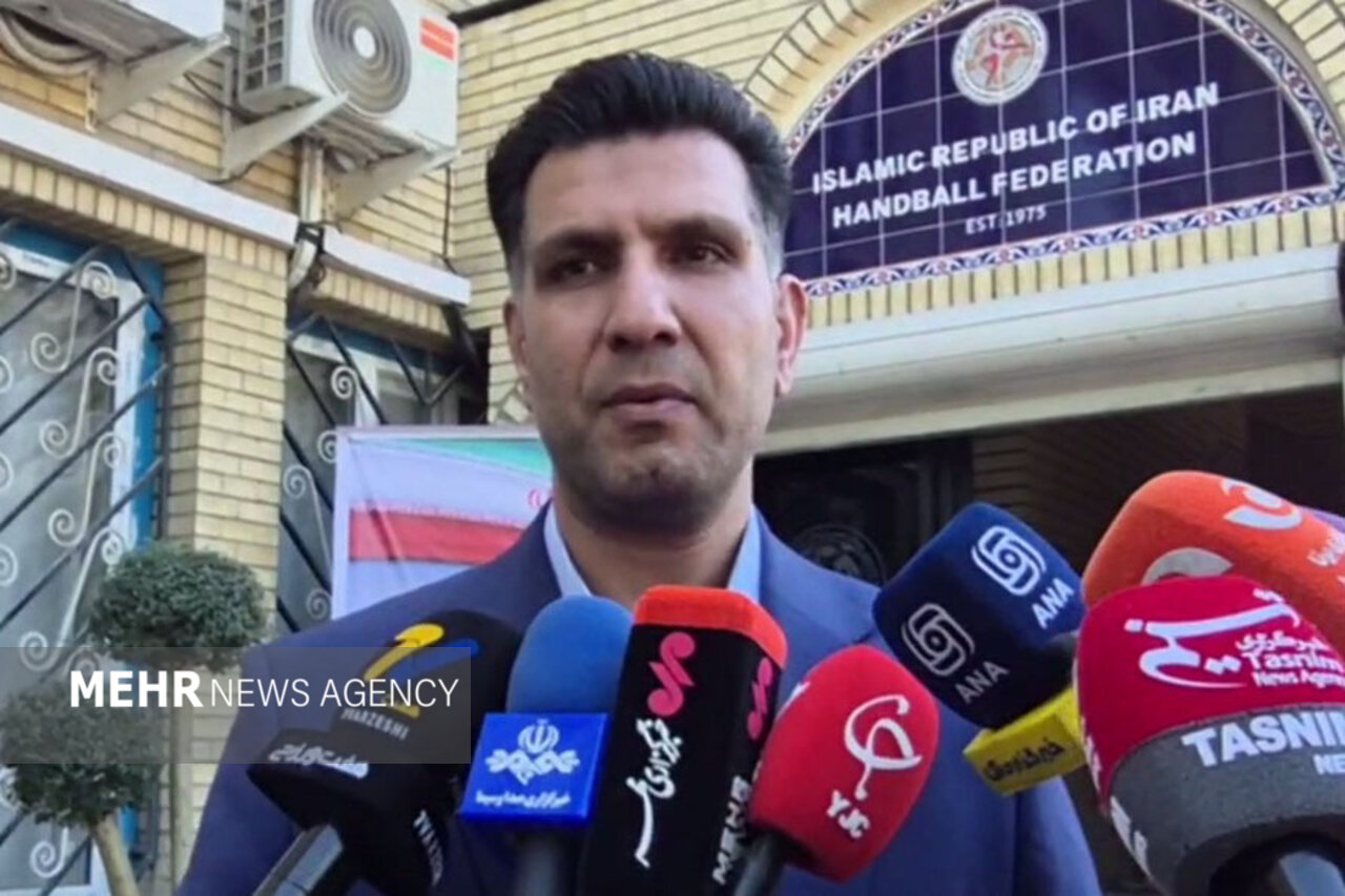 ۱۲ میلیارد هزینه بازسازی فدراسیون هندبال شد/ یک مربی کروات جذب کردیم