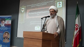 مداحان و شاعران اهل‌بیت(ع) پیشگام جهاد تبیین هستند