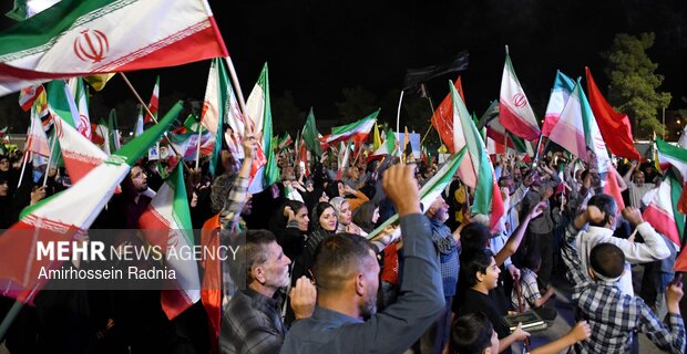 اختتامیه پویش زندگی با آیه ها در بیرجند