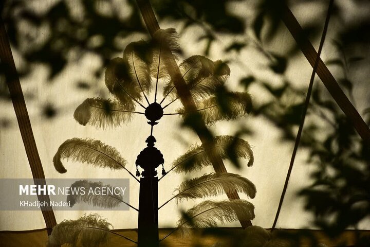 بام ایران سیاه‌پوش محرم شد؛ روایت «بعثت» و «فتح» در محافل حسینی 