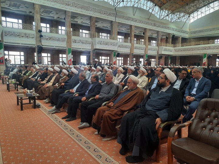رجزخوانی روحانیون و مسئولان در همایش بزرگ گلستان؛ تأکید بر اقتدار رجزخوانی روحانیون و مسئولان در همایش بزرگ گلستان؛ تأکید بر اقتدار
