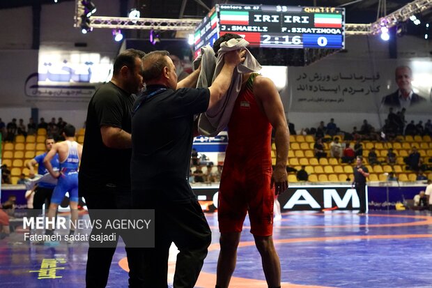 آغاز رقابت های بین المللی کشتی فرنگی جام تختی در کرمان