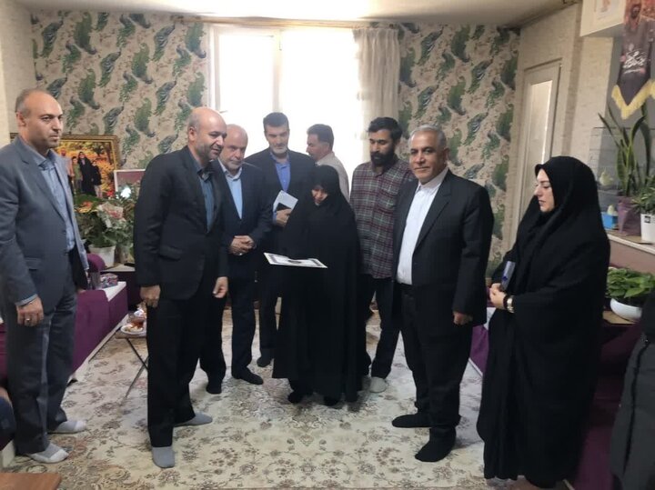 مشاور رئیس‌جمهور: مشکلات خانواده شهدای اقتدار قزوین پیگیری می‌شود