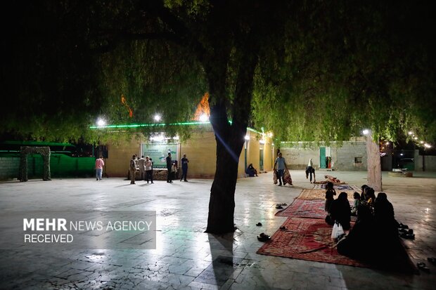 بدرقه خانواده شهدای میناب برای سفر به نجف اشرف