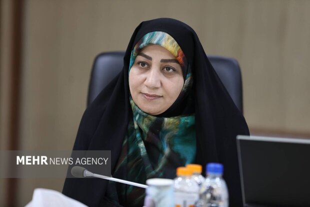 تحویل دومین محموله کمک‌های صلیب سرخ به هلال احمر ایران