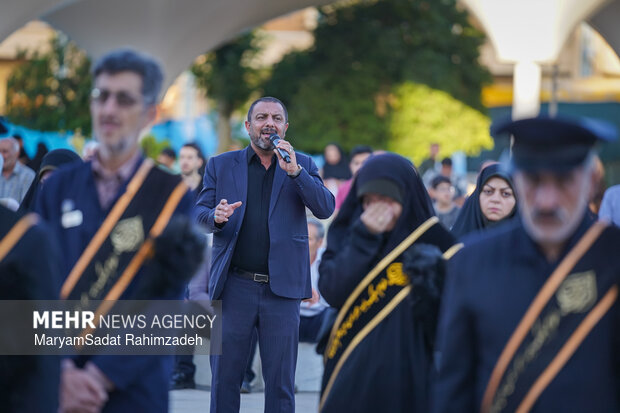 آئین سیاهپوشان حرم مطهر شاهچراغ (ع)