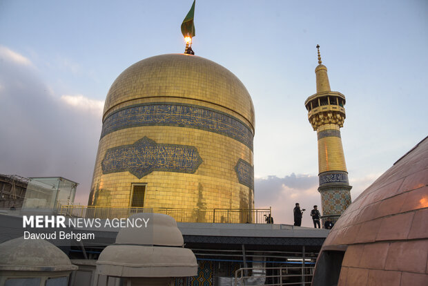 آئین سیاهپوشان حرم مطهر امام رضا (ع)