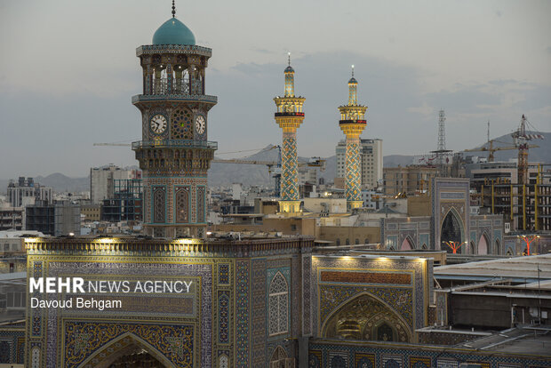آئین سیاهپوشان حرم مطهر امام رضا (ع)