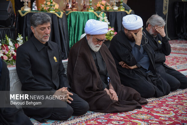 آئین سیاهپوشان حرم مطهر امام رضا (ع)