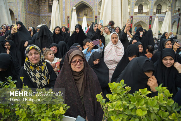 آئین سیاهپوشان حرم مطهر امام رضا (ع)