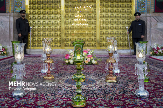 آئین سیاهپوشان حرم امام رضا (ع)