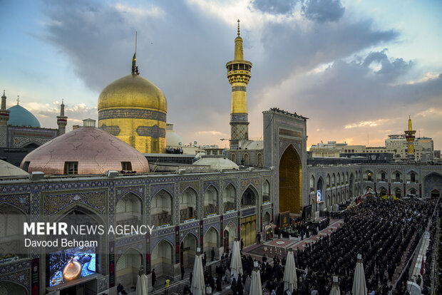 آئین سیاهپوشان حرم امام رضا (ع)
