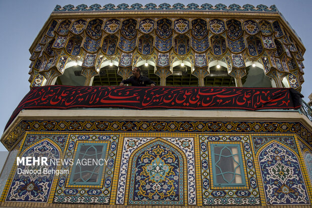 آئین سیاهپوشان حرم امام رضا (ع)