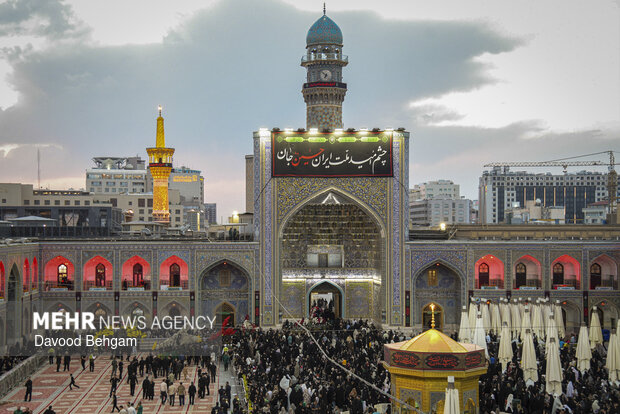 آئین سیاهپوشان حرم امام رضا (ع)