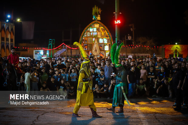 حرکت نمادین کاروان حضرت سیدالشهدا(ع) در یزد