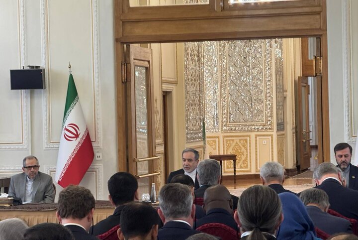 Erakçi: İran-ABD müzakerelerinde yeni tur cuma günü başlıyor