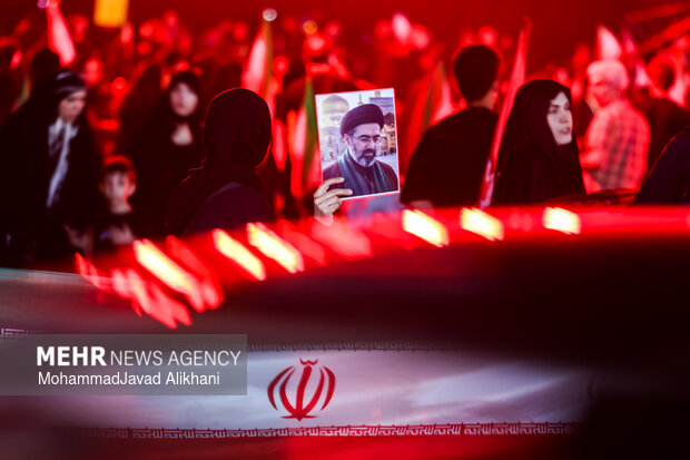 عزاداری شب دوم محرم در میدان تجریش