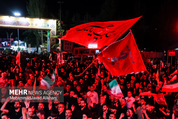 عزاداری شب دوم محرم در میدان تجریش