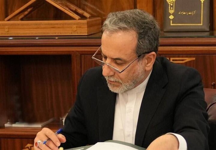 عراقجي يهنئ رضائي بتعيينه أمينا للمجلس الأعلى للأمن القومي الإيراني