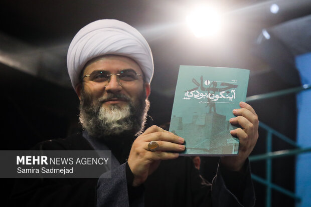 تجدید بیعت جهادگران با رهبر انقلاب