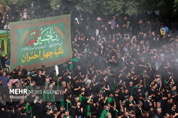 توغ ۴۰۰ ساله و یک قرن ارادت؛ روایت هیئت عاشورایی سادات «چهل اختران» قم