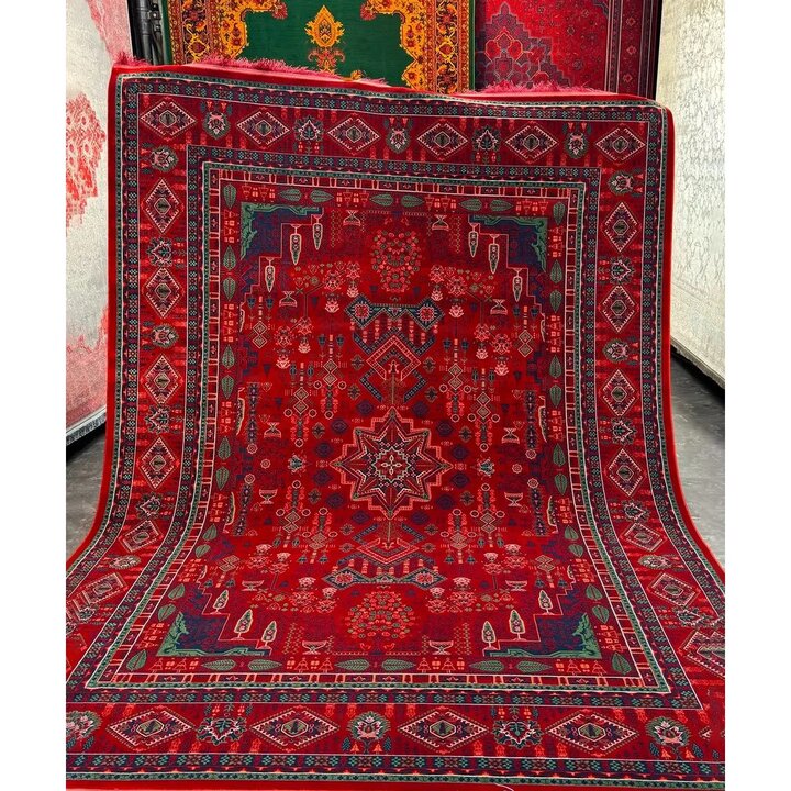 راهنمای خرید فرش ماشینی از کاشان؛ چگونه مستقیم از کارخانه خرید کنیم؟