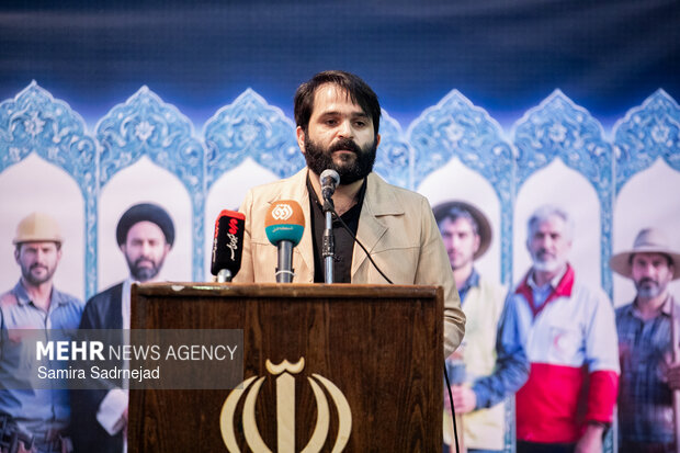 مراسم تجدید بیعت جهادگران با رهبر انقلاب