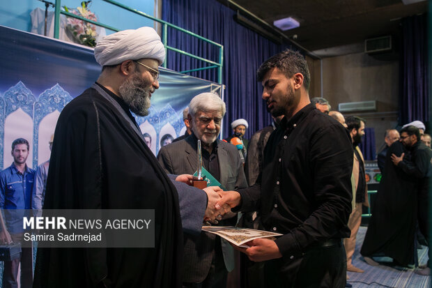 مراسم تجدید بیعت جهادگران با رهبر انقلاب