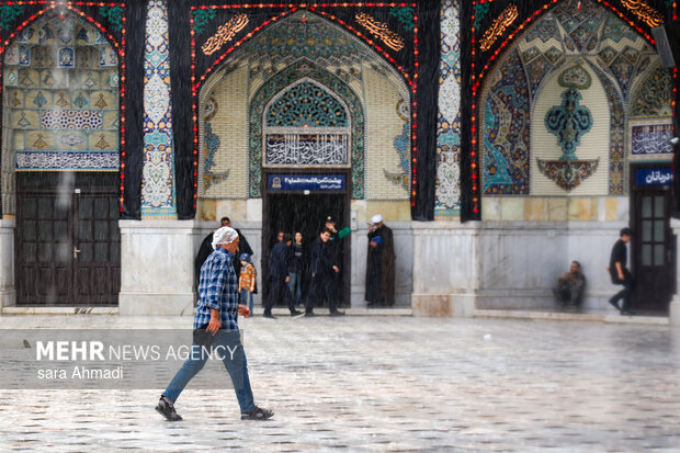 باران و توفان شدید در حرم امام رضا(ع)