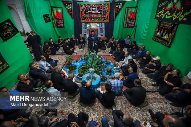 آیین روضه خوانی سنتی در خانه محزون‌زاده «خونه کوچیکُک» یزد